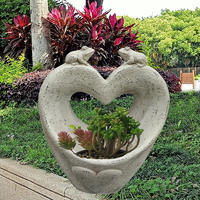 Handmade heart shaped flower pot garden planter with pair frogs on top
