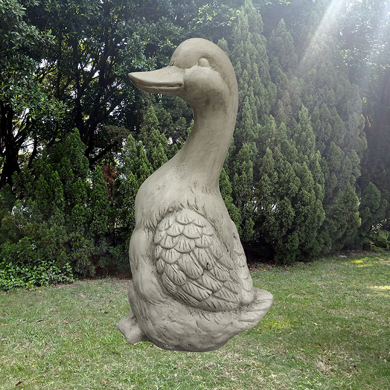 Hot sales animal statue country white resin standing duck for garden decoration
