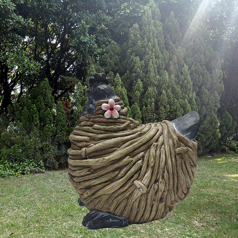 Customized made outdoor animal sculptures mgo rattan texture hen garden statue for sales