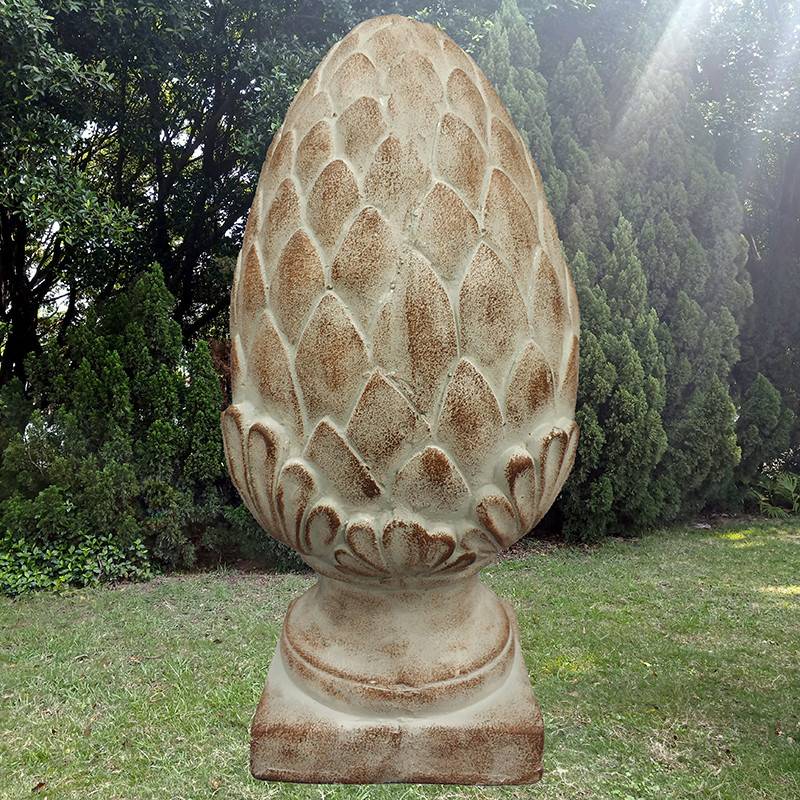 Handmade pineapple finial ornaments for home and garden decoration