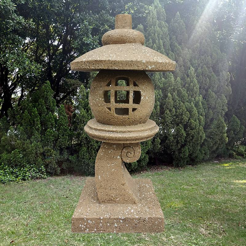 Wholesale Outdoor Decoration Japanese Pagoda Decorative Lantern Garden...